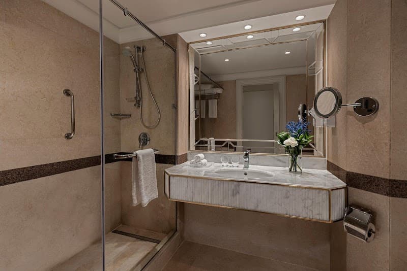 Intercontinental City Stars guest_room