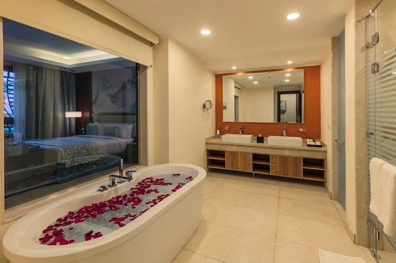 Triumph Luxury Hotel unclassified