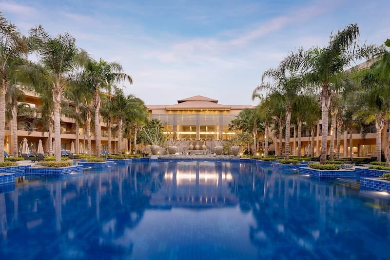 Dusit Thani LakeView Cairo unclassified